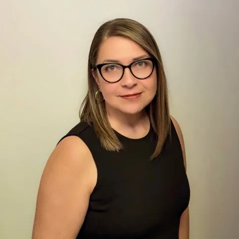 Veronica Sanchez headshot